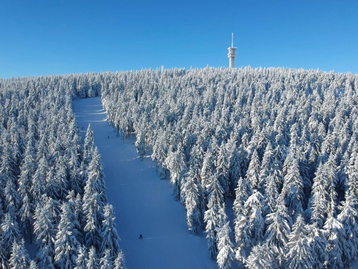 Hotel Luzice Jáchymov Buitenkant foto